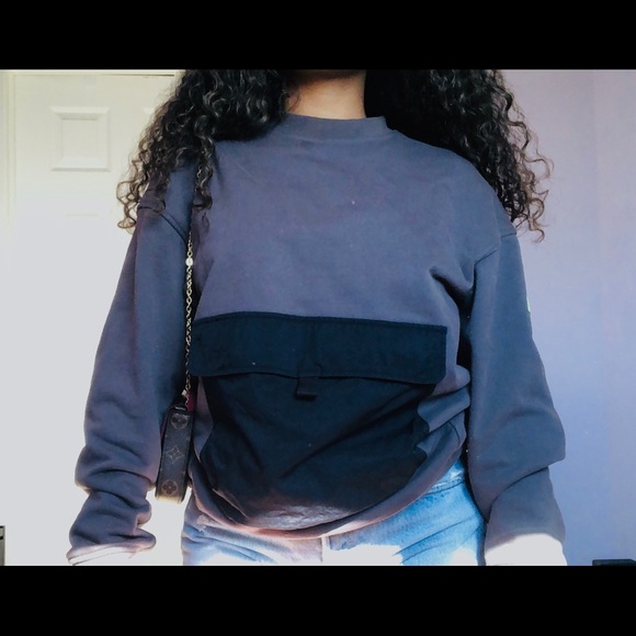 Nike Quest Fleece Long-Sleeve Crew - Picture 2 of 5